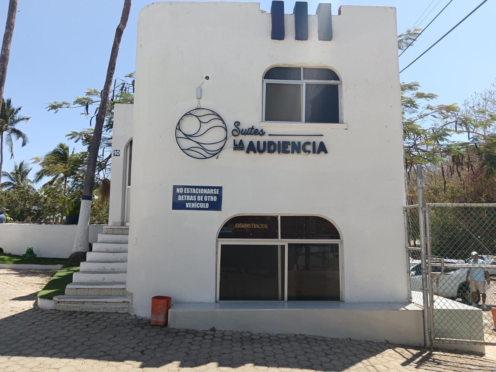 Suites La Audiencia Manzanillo Esterno foto